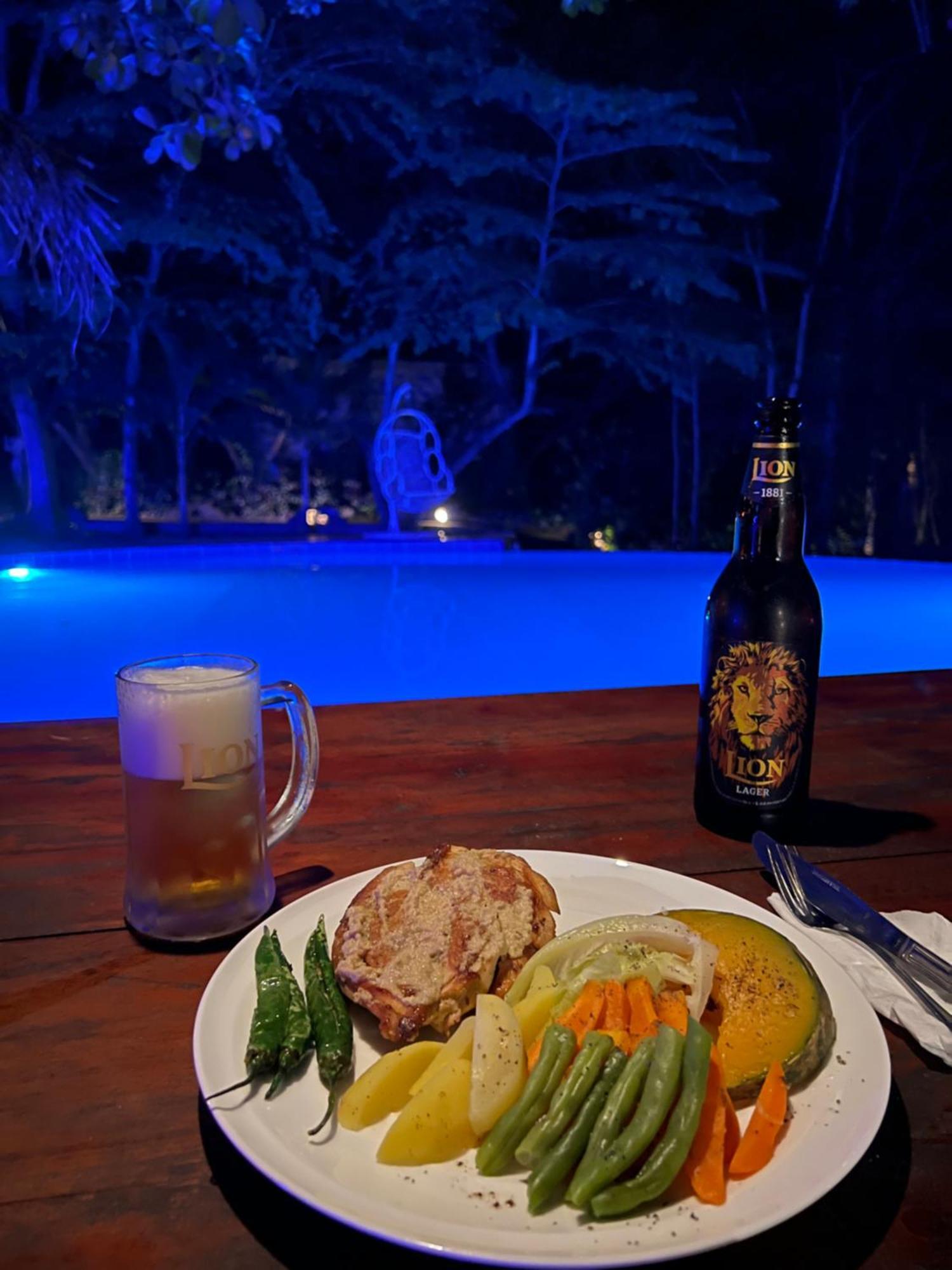 Sundaras Infinity Jungle Resort ダンブッラ エクステリア 写真
