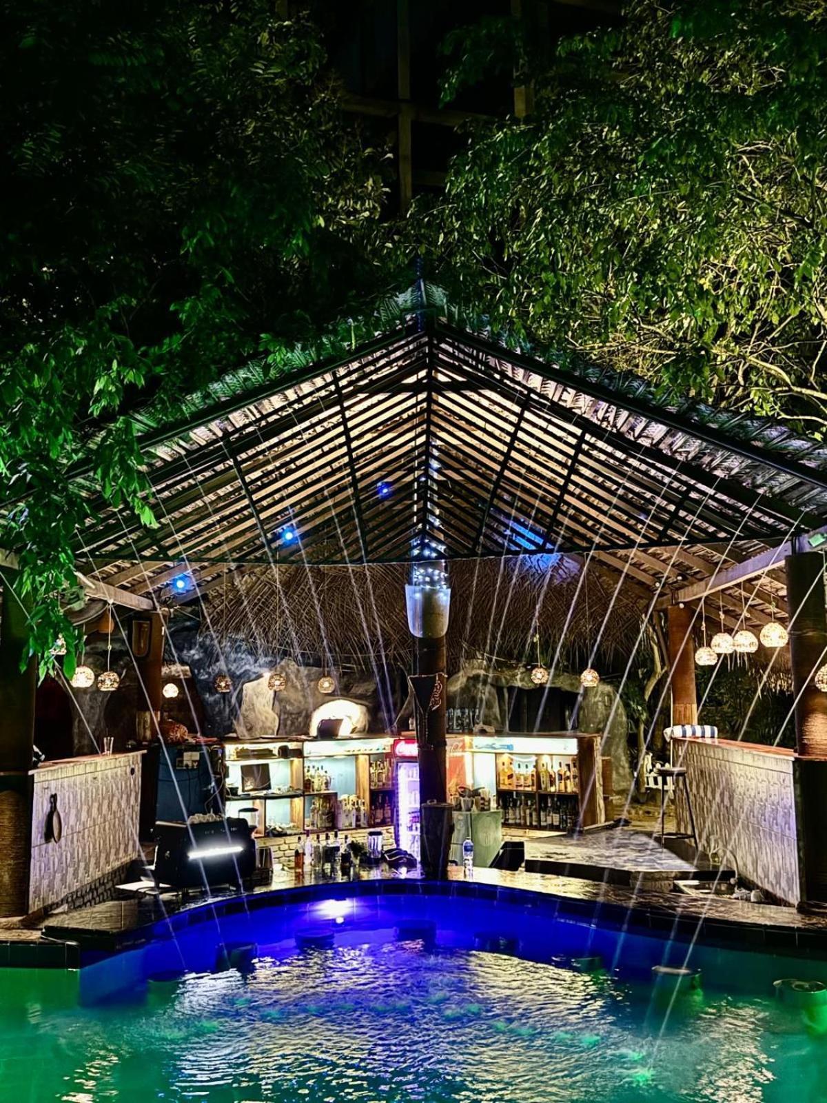 Sundaras Infinity Jungle Resort ダンブッラ エクステリア 写真