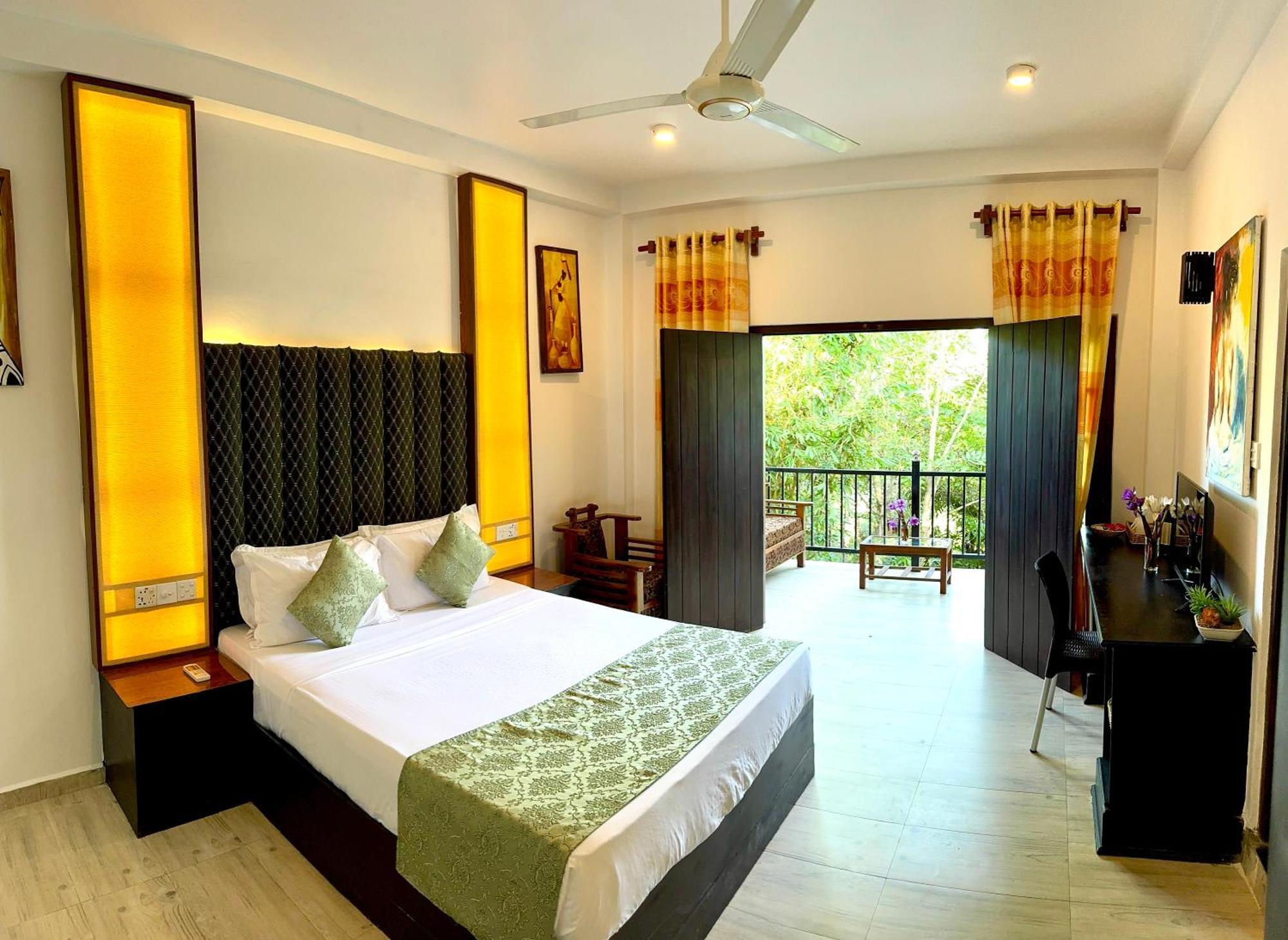 Sundaras Infinity Jungle Resort ダンブッラ エクステリア 写真